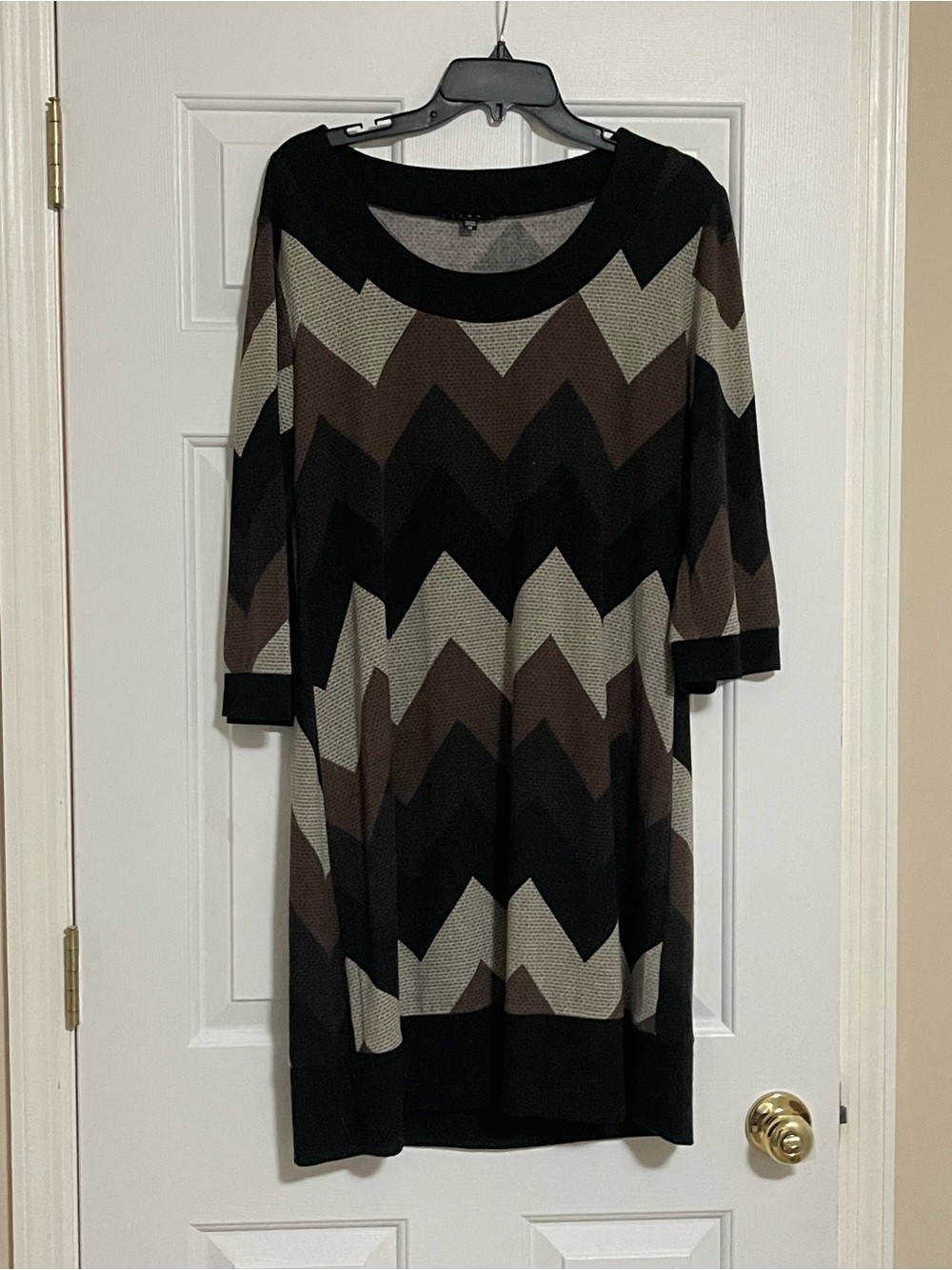 Tiana B. Chevron Knit Shift Dress in Black, Brown & Cream
